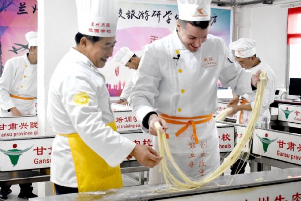 �Ї�ζ����ȫ�򻯘ӱ������m��ţ���������h150�������Һ͵؅^(q��)���Ļ�����